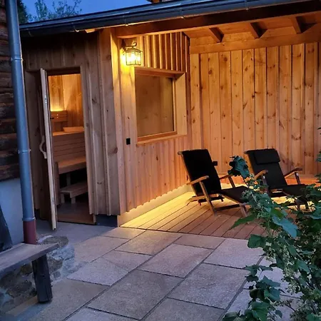 Sunleitn Ferienhaeuser Am Waldrand Nyaraló *